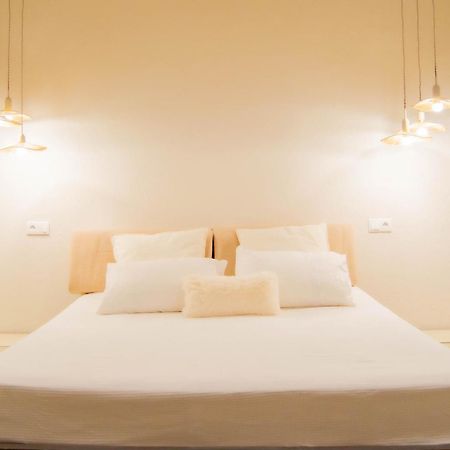 Casa Bar Apartment Мадрид Екстериор снимка